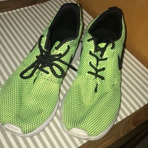 Neon Green Roshe Runs